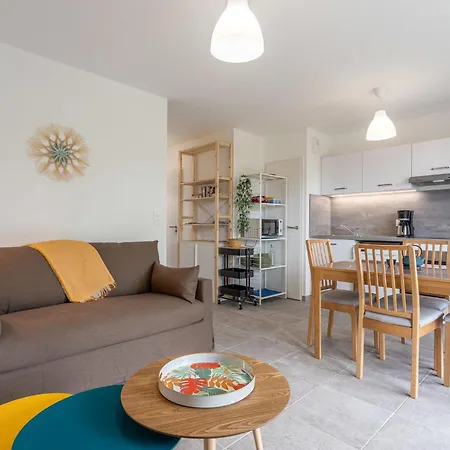 Canopy By Interhome Hyeres