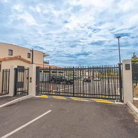 Apartment Canopy By Interhome *